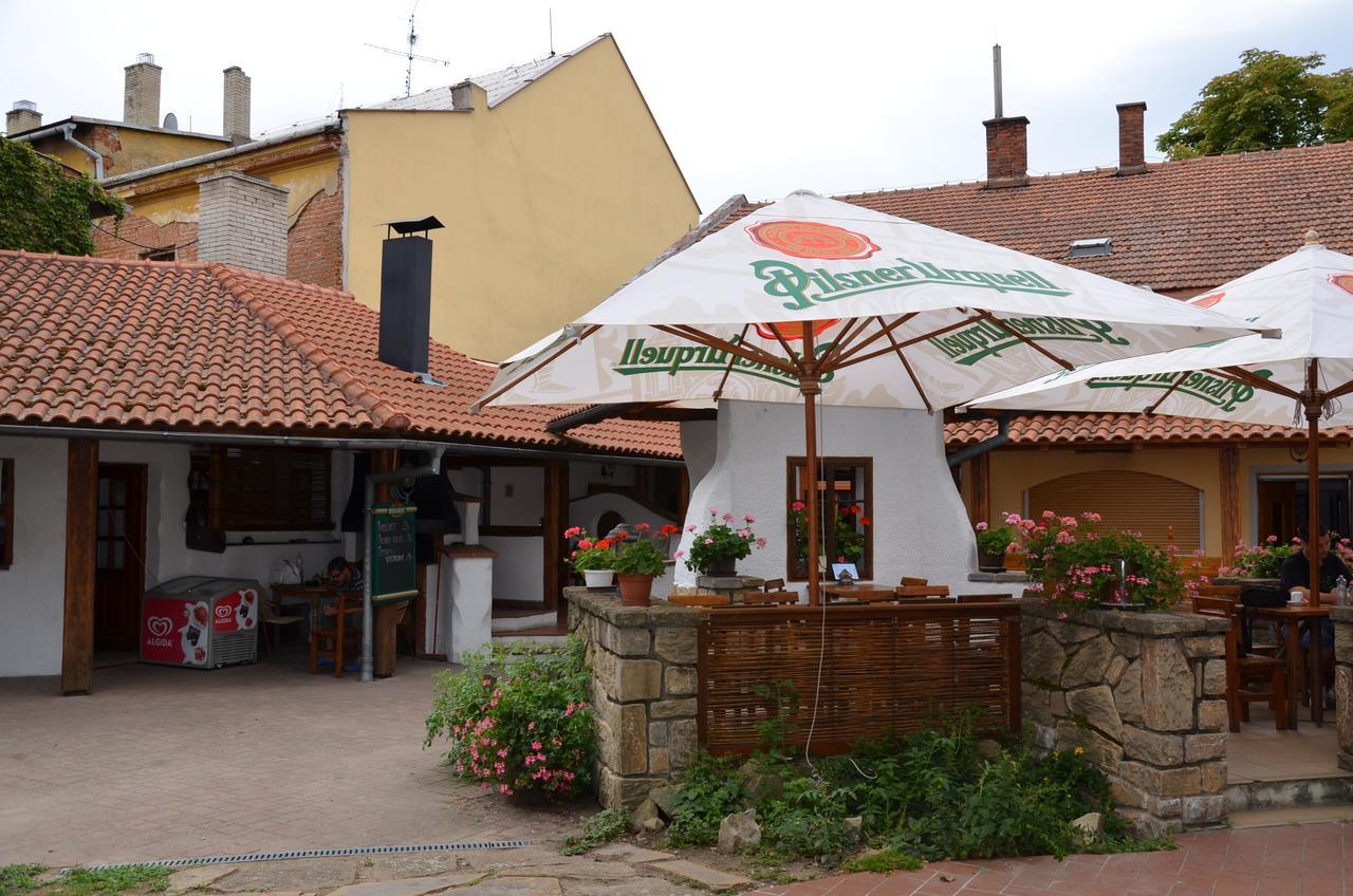 Apartmany Pod Kastany Kvasice Exterior photo